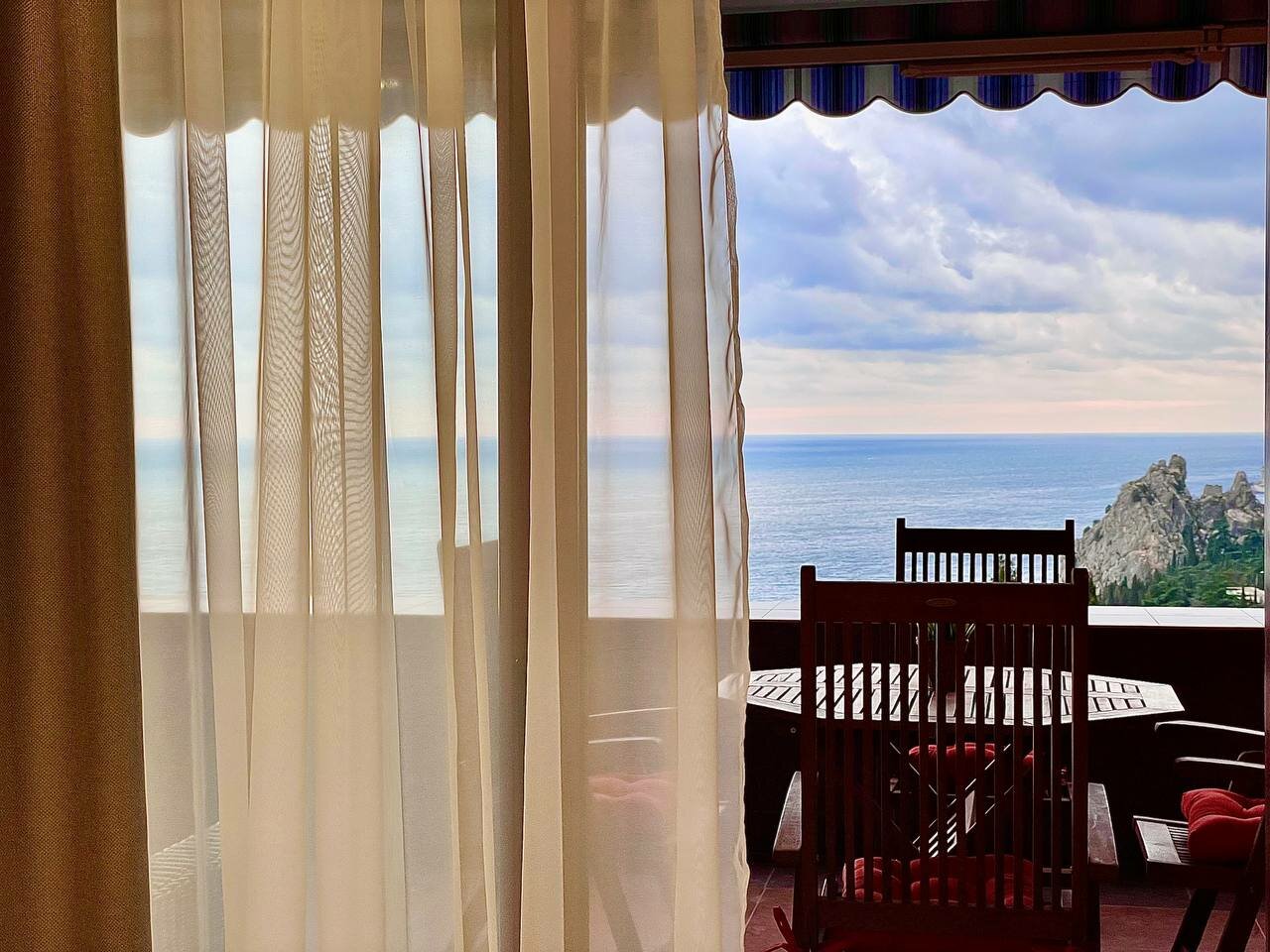 Гостиница Фамилия Делюкс Гурзуф-205