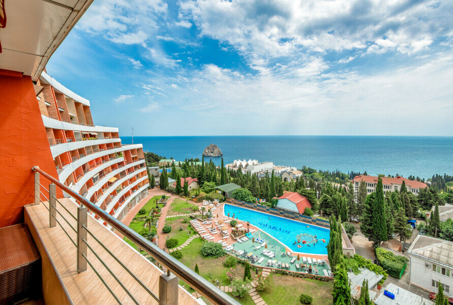 Гостиница Фамилия Делюкс Гурзуф