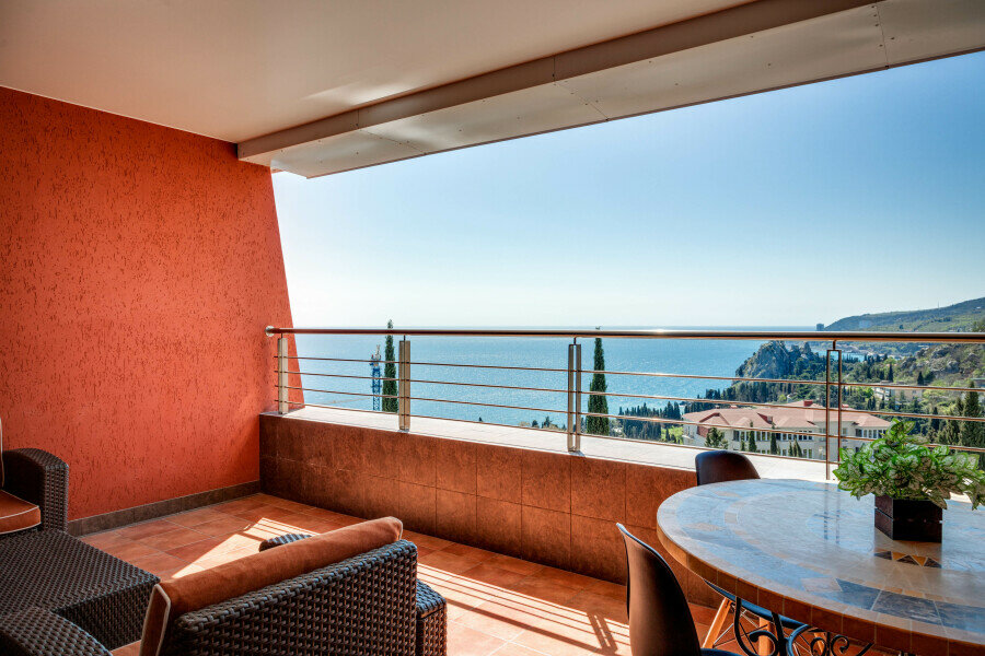 Гостиница Фамилия Делюкс Гурзуф