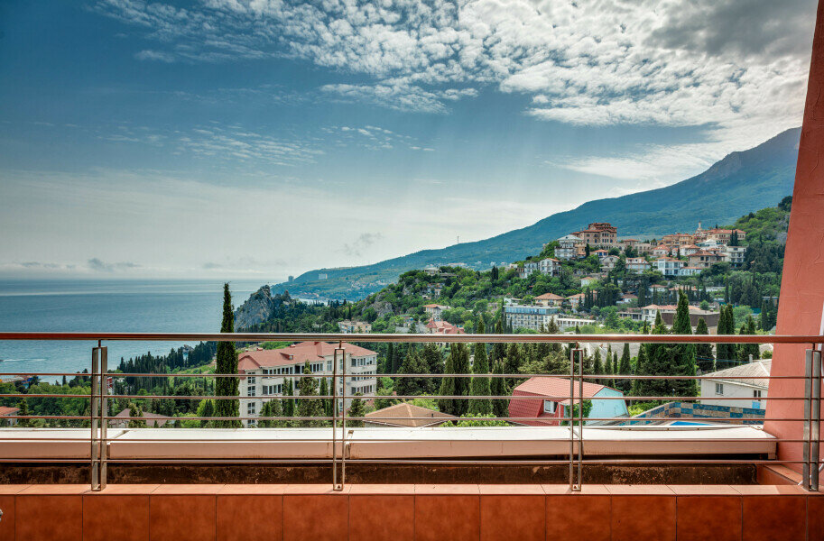 Гостиница Фамилия Делюкс Гурзуф