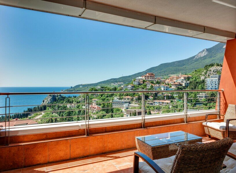 Гостиница Фамилия Делюкс Гурзуф