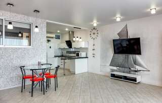 Гостиница Фамилия Делюкс Гурзуф Апартаменты с двумя спальнями и гостиной №90 на 5 этаже.-3