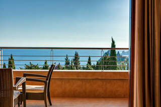 Гостиница Фамилия Делюкс Гурзуф Апартаменты с видом на море-6