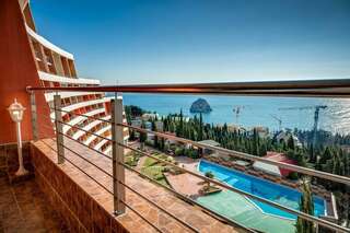 Гостиница Фамилия Делюкс Гурзуф Апартаменты с видом на море-2