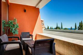 Гостиница Фамилия Делюкс Гурзуф Апартаменты с двумя спальнями и гостиной №14 на 2 этаже-17