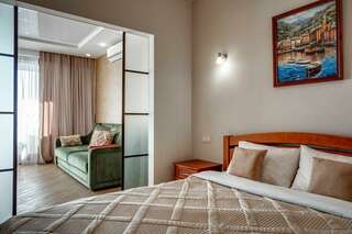 Гостиница Фамилия Делюкс Гурзуф Апартаменты-13