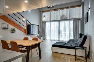 Гостиница Фамилия Делюкс Гурзуф Лофт с видом на бассейн №5 ЮГ-1