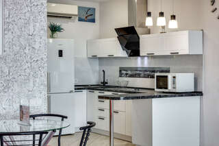 Гостиница Фамилия Делюкс Гурзуф Апартаменты с двумя спальнями и гостиной №90 на 5 этаже.-8