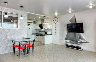 Гостиница Фамилия Делюкс Гурзуф Апартаменты с видом на море-1