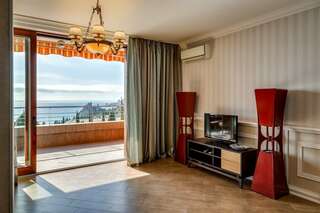 Гостиница Фамилия Делюкс Гурзуф Апартаменты с видом на море-7