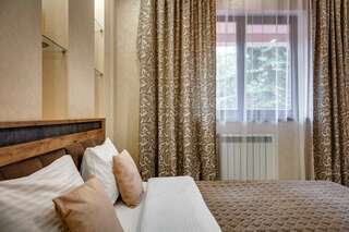 Гостиница Фамилия Делюкс Гурзуф Апартаменты с двумя спальнями №34-13