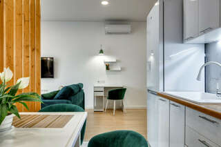 Гостиница Фамилия Делюкс Гурзуф Студия с балконом № 7-3 на 2 этаже-9