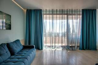 Гостиница Фамилия Делюкс Гурзуф Апартаменты с двумя спальнями и видом на море №36-4