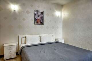 Гостиница Фамилия Делюкс Гурзуф Апартаменты Делюкс с одной спальней и видом на море №117-1