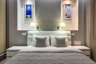 Гостиница Фамилия Делюкс Гурзуф Апартаменты Делюкс с одной спальней и видом на море №125-2