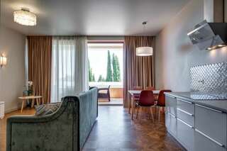 Гостиница Фамилия Делюкс Гурзуф Апартаменты с двумя спальнями и гостиной №14 на 2 этаже-6