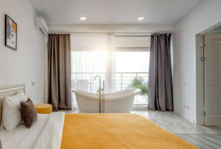 Гостиница Фамилия Делюкс Гурзуф Апартаменты с видом на море-12