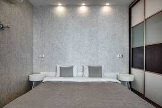 Гостиница Фамилия Делюкс Гурзуф Апартаменты с двумя спальнями и гостиной №155-9