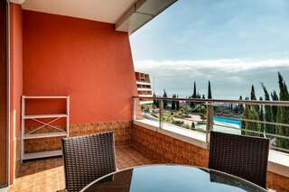 Гостиница Фамилия Делюкс Гурзуф Апартаменты с видом на море-1