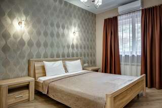 Гостиница Фамилия Делюкс Гурзуф Апартаменты с двумя спальнями и гостиной №23 на 2 этаже-1