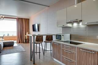 Гостиница Фамилия Делюкс Гурзуф Апартаменты Делюкс с двумя спальнями и видом на море №70 на 4 этаже-12