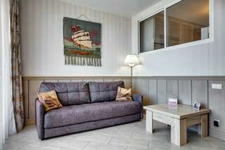 Гостиница Фамилия Делюкс Гурзуф Студия с балконом №24А на 2 этаже-9