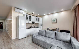 Гостиница Фамилия Делюкс Гурзуф Апартаменты с двумя спальнями и гостиной №22 на 2 этаже-13