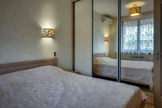 Гостиница Фамилия Делюкс Гурзуф Апартаменты с видом на море-1