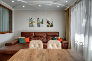 Гостиница Фамилия Делюкс Гурзуф Апартаменты с двумя спальнями и видом на море №143-12