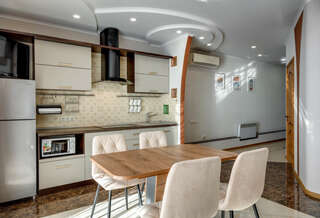 Гостиница Фамилия Делюкс Гурзуф Апартаменты с двумя спальнями и видом на море №143-10