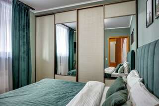 Гостиница Фамилия Делюкс Гурзуф Апартаменты с двумя спальнями и видом на море №143-2