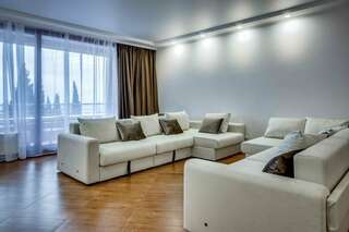 Гостиница Фамилия Делюкс Гурзуф Апартаменты с балконом-7