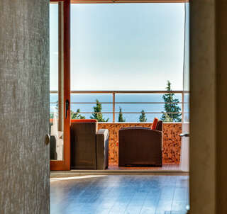 Гостиница Фамилия Делюкс Гурзуф Апартаменты с двумя спальнями и видом на море №46 на 3 этаже-18