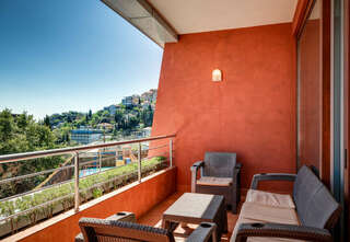 Гостиница Фамилия Делюкс Гурзуф Апартаменты с двумя спальнями и гостиной №11-13