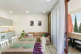 Гостиница Фамилия Делюкс Гурзуф Апартаменты с видом на море-1