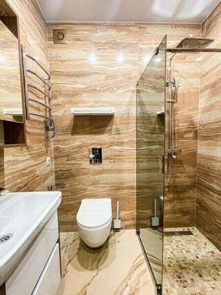 Гостиница Фамилия Делюкс Гурзуф Апартаменты King Size с четырьмя спальнями и видом на море № 182 на 10 этаже-10