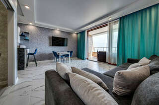 Гостиница Фамилия Делюкс Гурзуф Апартаменты с видом на море-14