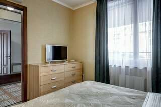 Гостиница Фамилия Делюкс Гурзуф Апартаменты с видом на море-3