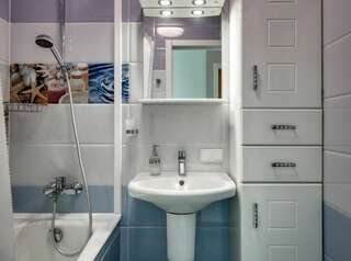 Гостиница Фамилия Делюкс Гурзуф Апартаменты с тремя спальнями и видом на море №101-9