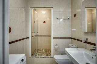 Гостиница Фамилия Делюкс Гурзуф Апартаменты-13