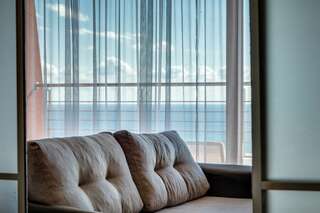 Гостиница Фамилия Делюкс Гурзуф Апартаменты с двумя спальнями и гостиной №155-12