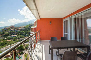 Гостиница Фамилия Делюкс Гурзуф Апартаменты с видом на море-3