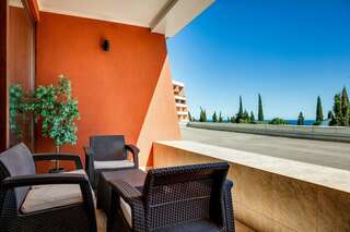 Гостиница Фамилия Делюкс Гурзуф Апартаменты с видом на море-1