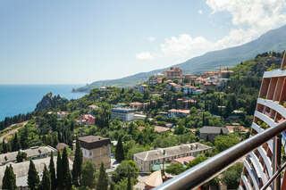 Гостиница Фамилия Делюкс Гурзуф Апартаменты с видом на море-1