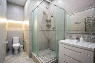 Гостиница Фамилия Делюкс Гурзуф Апартаменты с двумя спальнями и гостиной №27 на 2 этаже-8