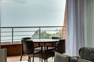 Гостиница Фамилия Делюкс Гурзуф Апартаменты с видом на море-8