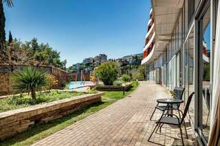 Гостиница Фамилия Делюкс Гурзуф Апартаменты с видом на море-1