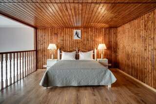 Гостиница Фамилия Делюкс Гурзуф Лофт 1 этаж №1 ЮГ-10