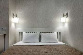 Гостиница Фамилия Делюкс Гурзуф Апартаменты-13