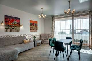 Гостиница Фамилия Делюкс Гурзуф Апартаменты с двумя спальнями и гостиной №24-3